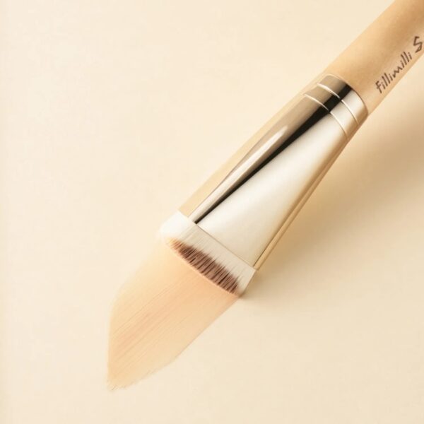 Fillimilli S Smooth Skin Filter Foundation Brush 827 - Image 3