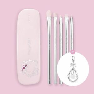 Hello Kitty x Fillimilli Eye Brush Pro Collection Silver Edition (+Hello Kitty Silver Keyring)