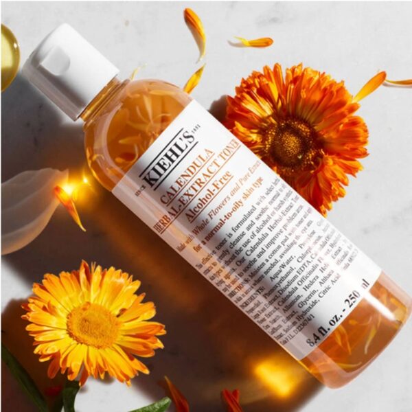 Kiehl's Calendula Herbal Extract Toner-Alcohol Free 125ml - Image 4