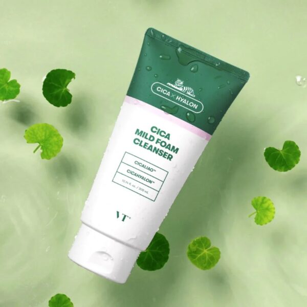 VT Cosmetics Cica Mild Foam Cleanser 300ml - Image 2