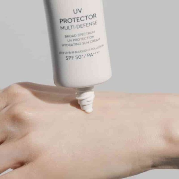 HERA UV Protector Multi Defense SPF50+PA++++ (+ EXTREME FORCE LEPORTS 15ml x 2p) - Image 3