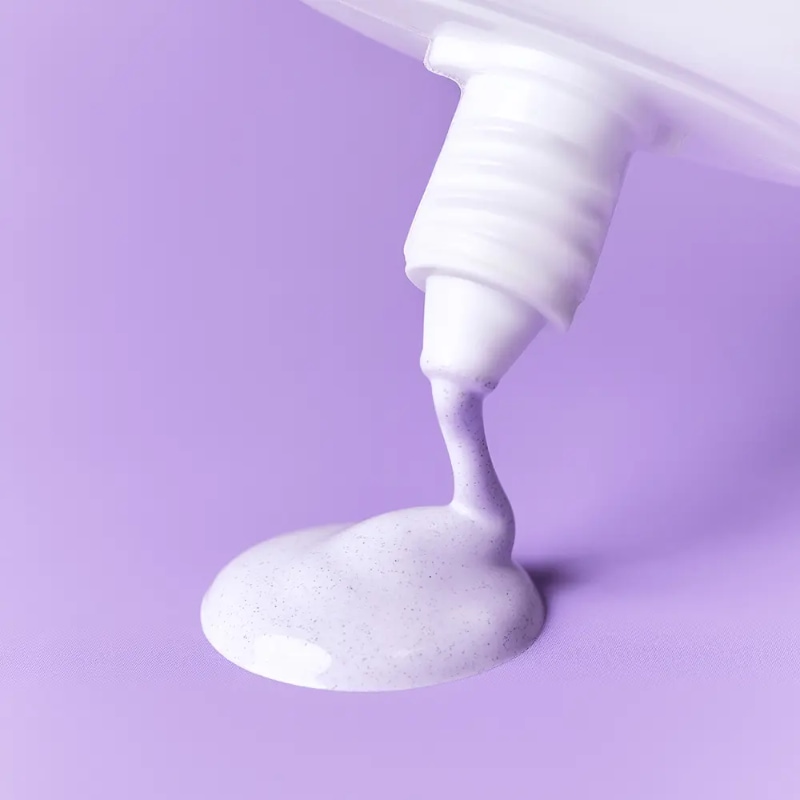 CHASIN’ RABBITS All About Blur Purple Cover Cream SPF50+ Set (+Giant Flower Puff) - Image 7