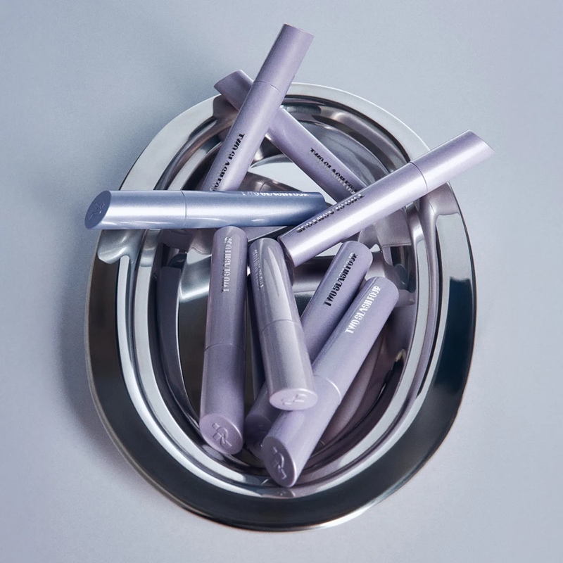 TWO SLASH FOUR Cloud Lip Chiller – PINKLAND